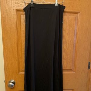 Mix&Co Black Maxi Skirt.